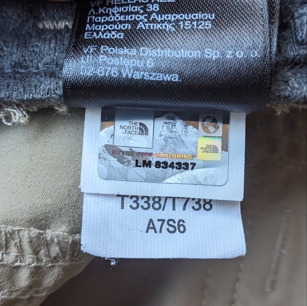 The North Face Stretch Nylon Hiking Bermuda Shorts Size 4 Khaki Tan - Picture 8 of 10